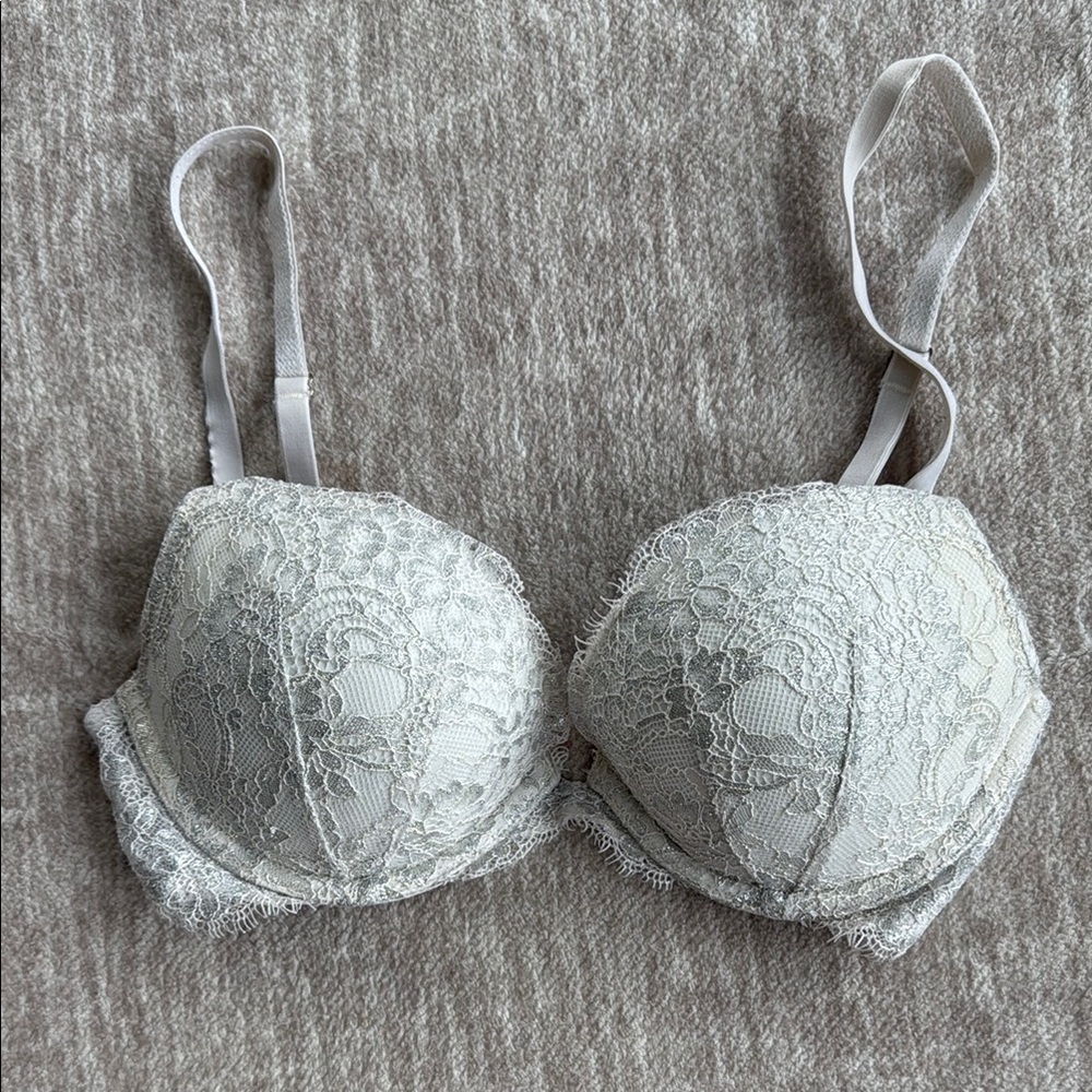 Victoria’s Secret Dream Angels Push-Up Bra
